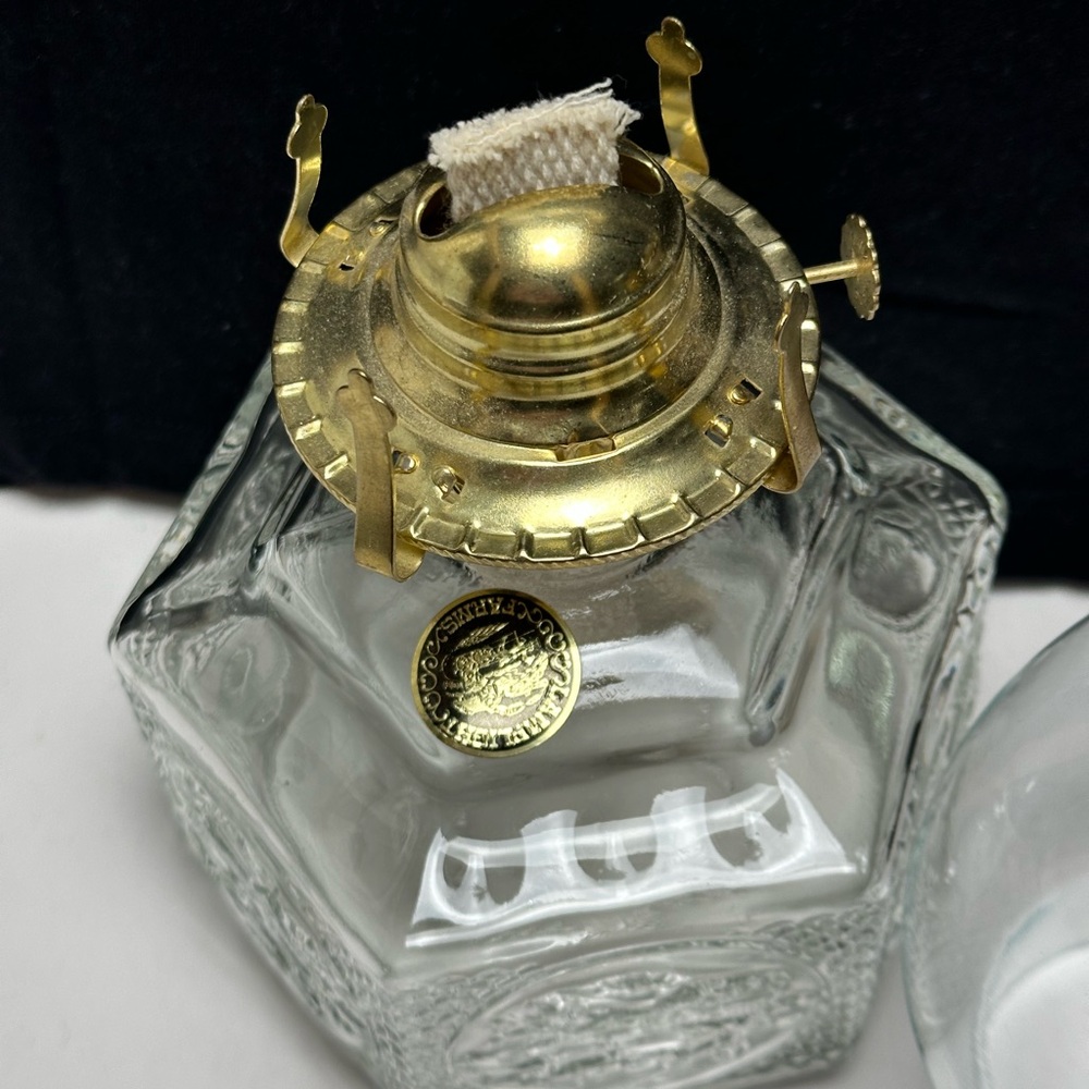 Vintage Lamplight Farms Oil Lamp Kerosene Glass Hexagon Horse & Buggy Heritage - Picture 3 of 10